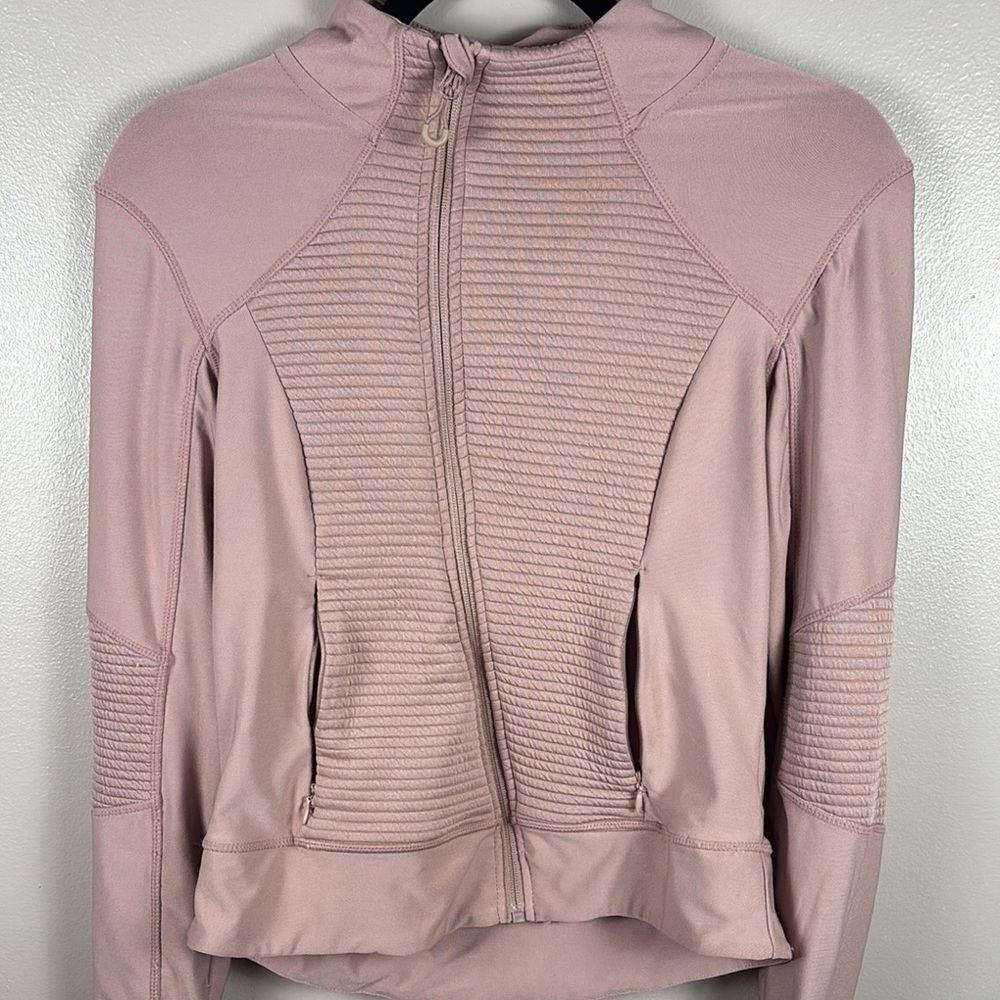 Mondetta Pink Jacket with Ribbed Texture - Picture 3 of 8